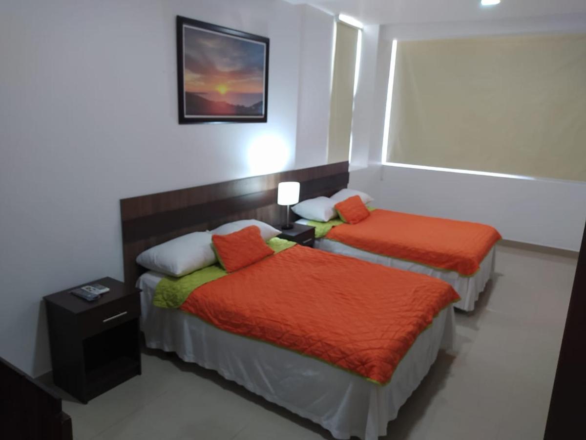 Manta Airport Hotel Exterior photo